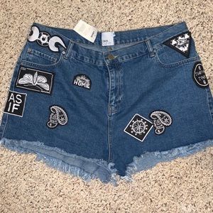 asos curve size 18 patch work shorts